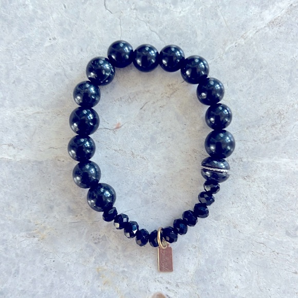Bellestyle Blessed Black Jade Bracelet - Picture 5 of 5